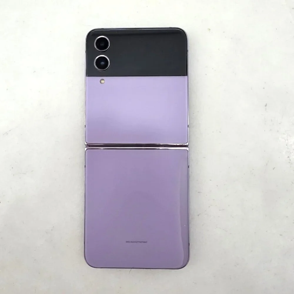 Samsung Galaxy Z Flip4 5G, 128GB, Bora Purple - Unlocked